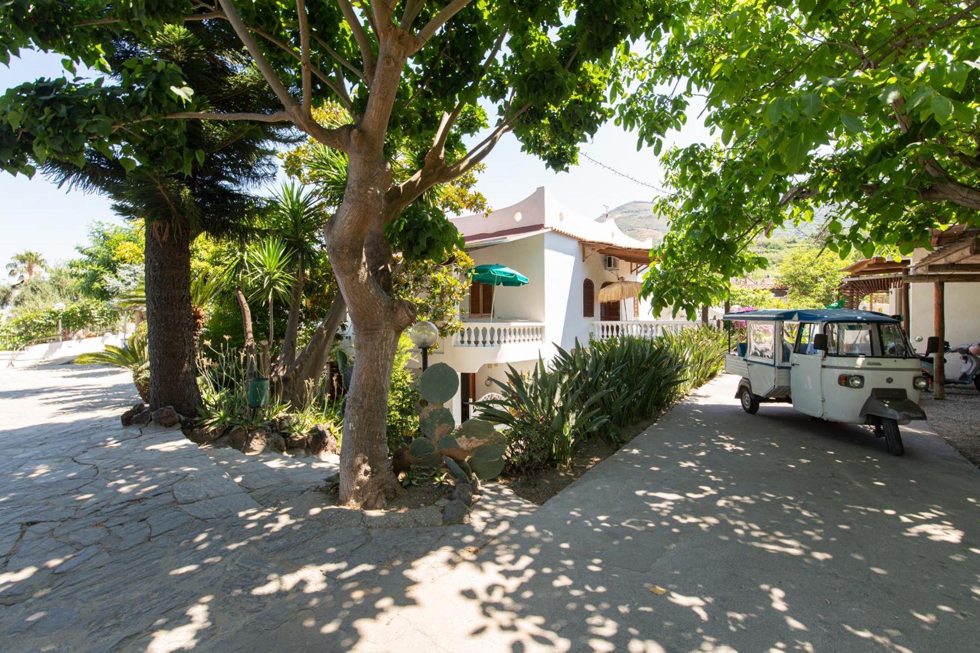 Residence Villa Tina Forio di Ischia Exteriör bild